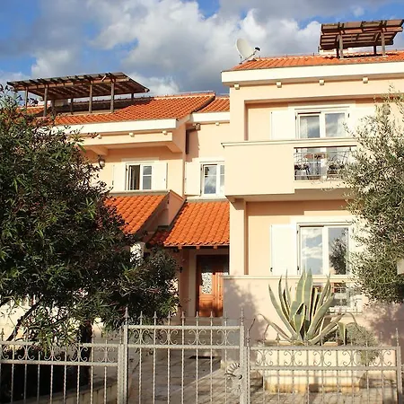 Apartment Marnii *
