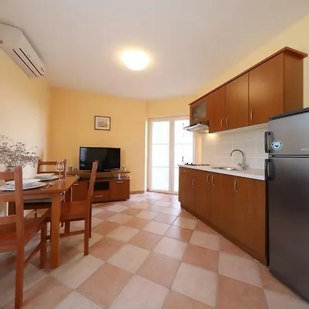 Apartment Marnii *
