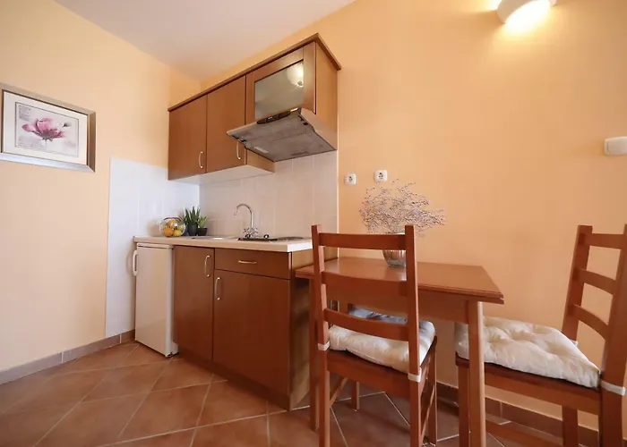 شقة Marnii Kožino